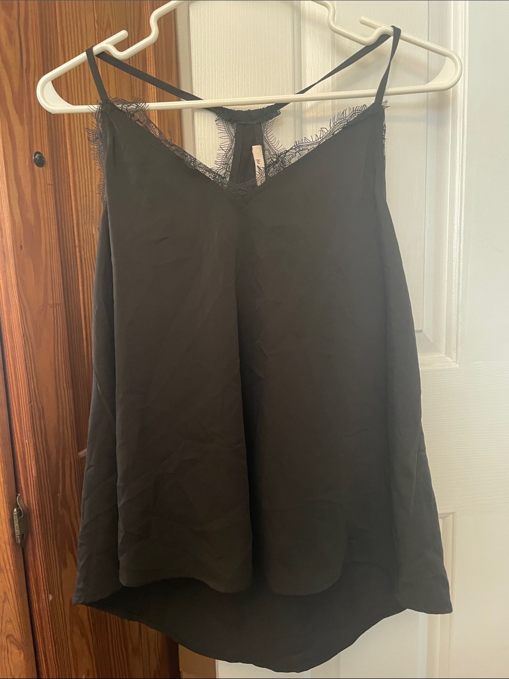 mi ami Black Lace-Trim Racer Back Cami